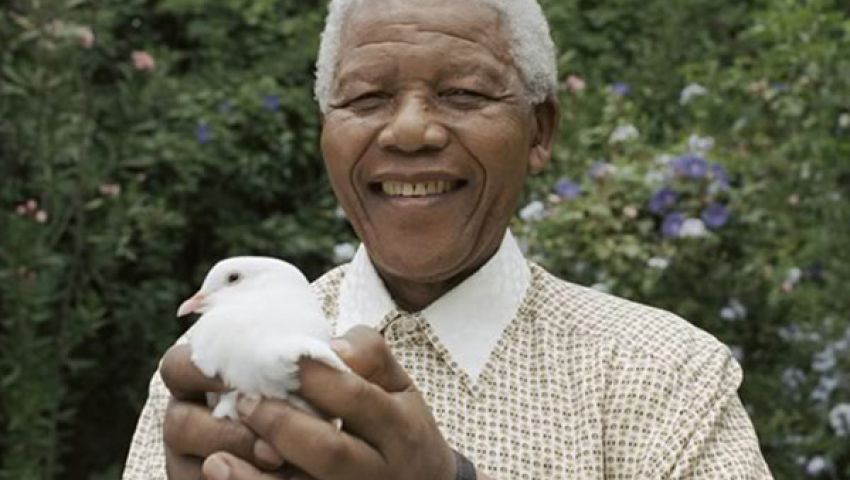 نيلسون مانديلا رمز المجاهدين فى العصر الحديث