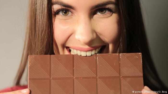 هل الشوكولاتة مفيدة لصحة البشرة؟