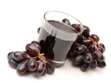 أهمية تناول العنب الأحمر