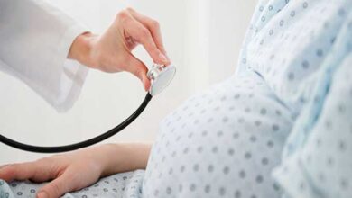 أسباب وأعراض وعلاج نزول الجنين في الحوض مبكرا ومدى خطورته على الحمل
